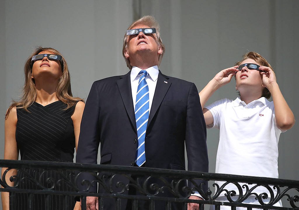 L’éclipse du 21 août 2017 annonce-t-elle la chute de Donald Trump ?